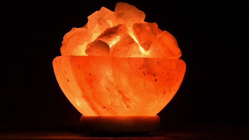 Quelles sont les vertus d’une lampe en cristal de roche ?